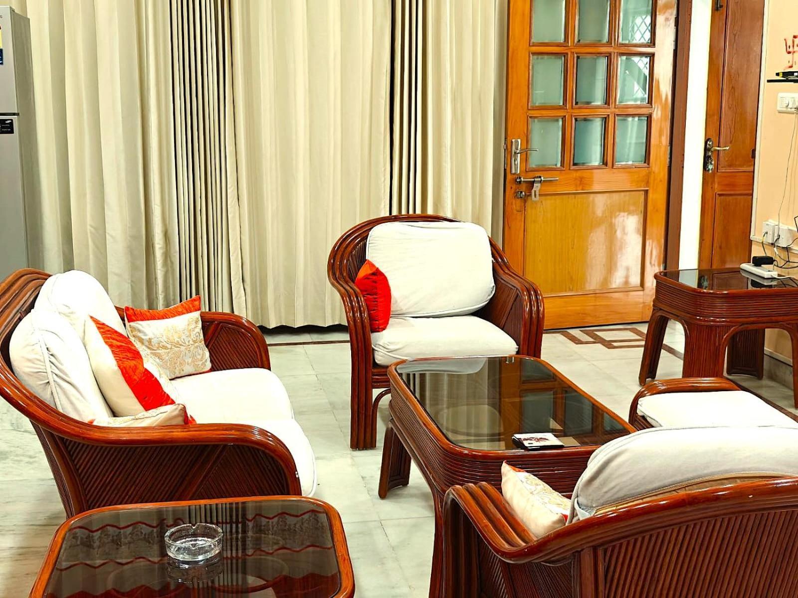 Fully Furnished Ish, Atithya Homestay With Various Amenities And Free Services In Lucknow, India Extérieur photo